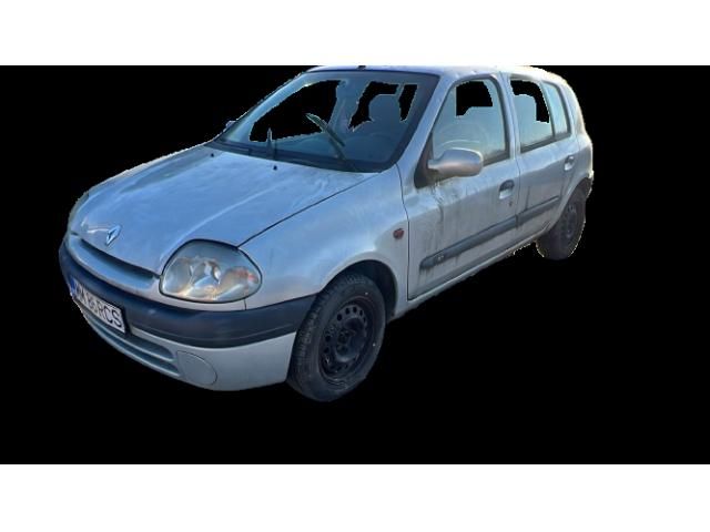 bontott RENAULT CLIO I Hátsó középső Lökhárító Tartó (Műanyag)