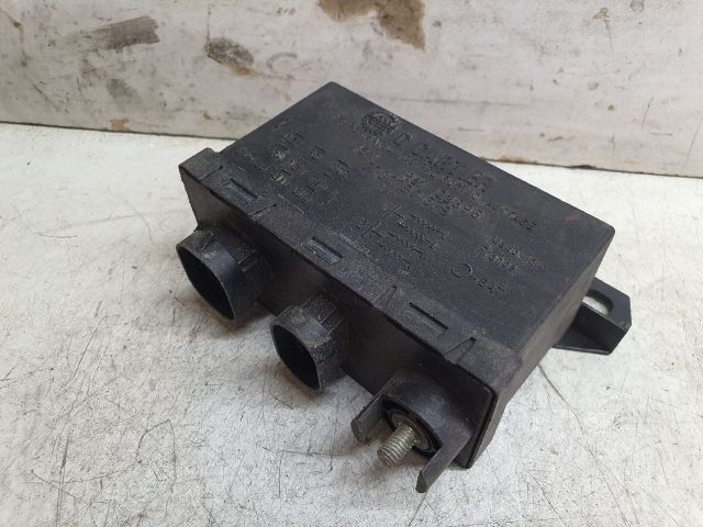 bontott RENAULT CLIO I Izzító Relé