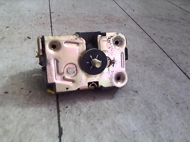 bontott RENAULT CLIO I Jobb első Ajtózár