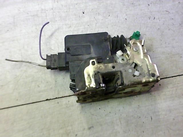 bontott RENAULT CLIO I Jobb első Ajtózár