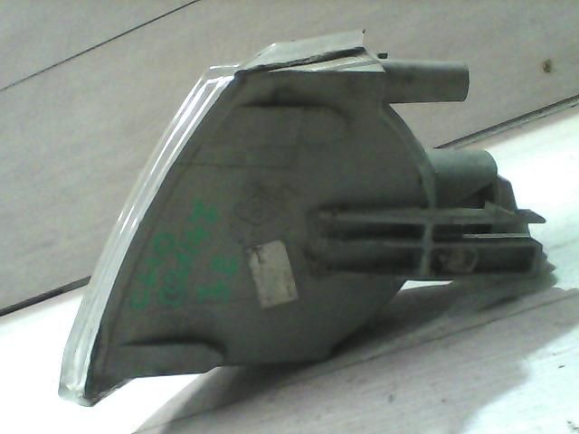 bontott RENAULT CLIO I Jobb első Irányjelző
