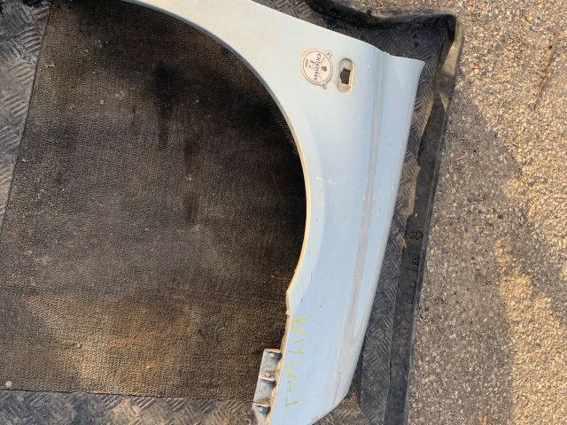 bontott RENAULT CLIO I Jobb első Sárvédő