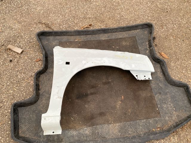 bontott RENAULT CLIO I Jobb első Sárvédő