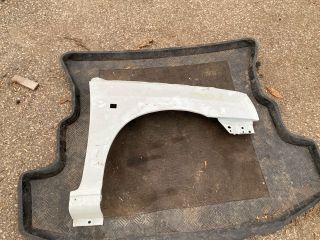 bontott RENAULT CLIO I Jobb első Sárvédő