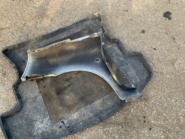 bontott RENAULT CLIO I Jobb első Sárvédő