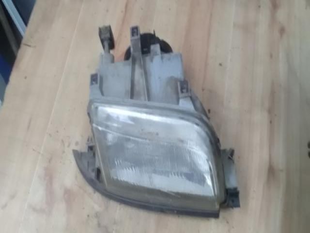 bontott RENAULT CLIO I Jobb Fényszóró