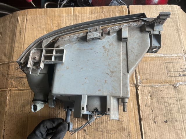 bontott RENAULT CLIO I Jobb Fényszóró