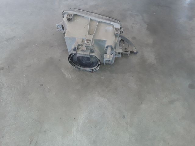 bontott RENAULT CLIO I Jobb Fényszóró