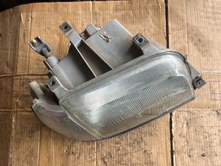 bontott RENAULT CLIO I Jobb Fényszóró