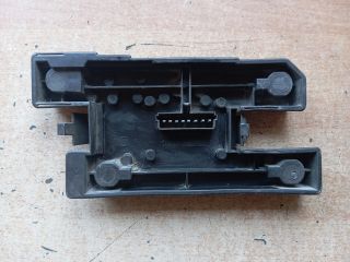 bontott RENAULT CLIO I Jobb Hátsó Lámpa Foglalat