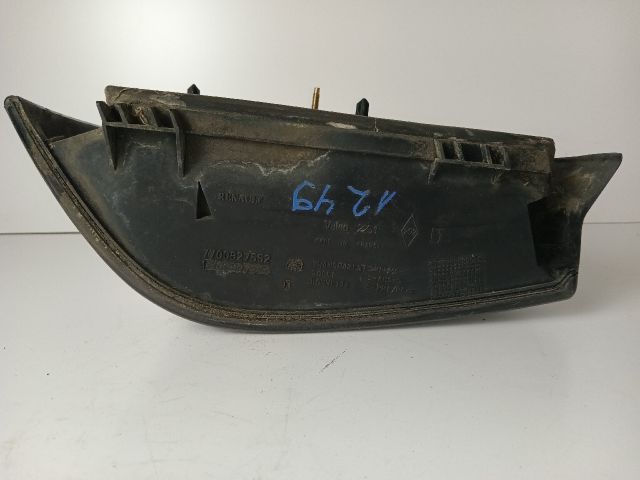 bontott RENAULT CLIO I Jobb Hátsó Lámpa