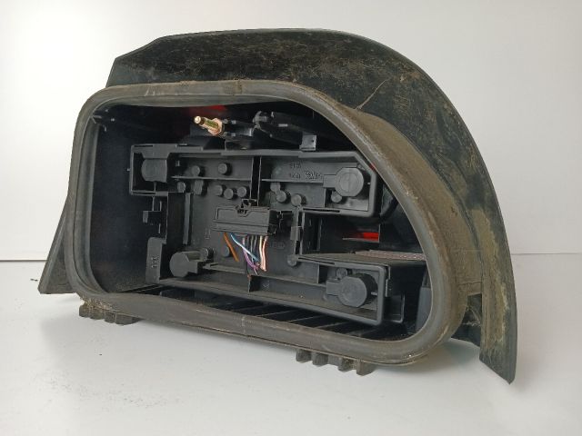 bontott RENAULT CLIO I Jobb Hátsó Lámpa