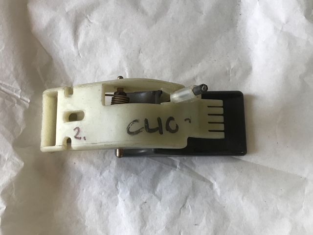 bontott RENAULT CLIO I Motorháztető Nyitó Kar / Gomb