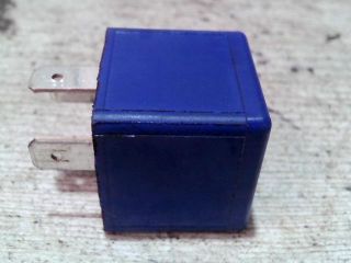 bontott RENAULT CLIO I Relé