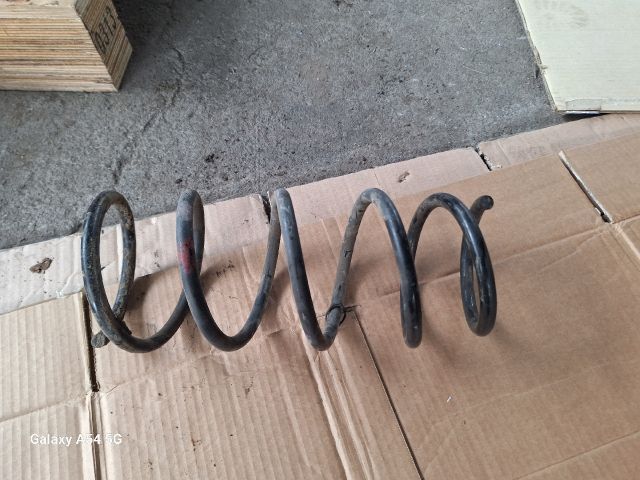 bontott RENAULT CLIO II Bal első Rugó