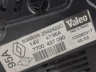 bontott RENAULT CLIO II Generátor