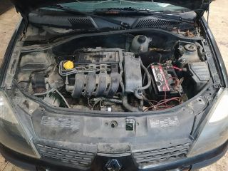 bontott RENAULT CLIO II Homlokfal (Üres lemez)