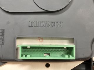 bontott RENAULT CLIO II Kilométeróra