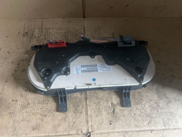 bontott RENAULT CLIO II Kilométeróra