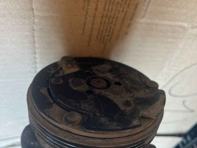 bontott RENAULT CLIO II Klímakompresszor