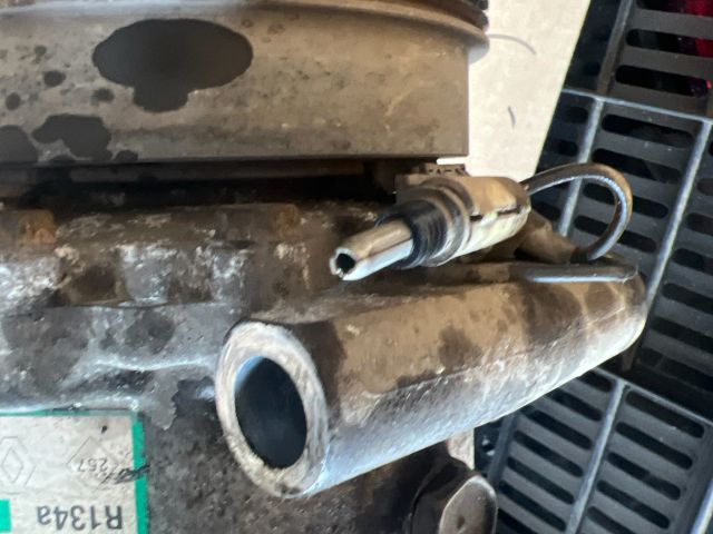 bontott RENAULT CLIO II Klímakompresszor