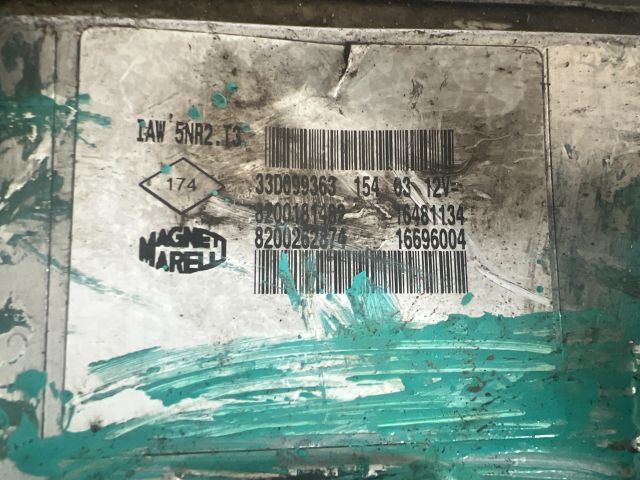 bontott RENAULT CLIO II Motorvezérlő