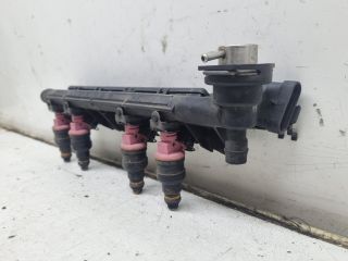 bontott RENAULT CLIO II Porlasztó Sor / Híd