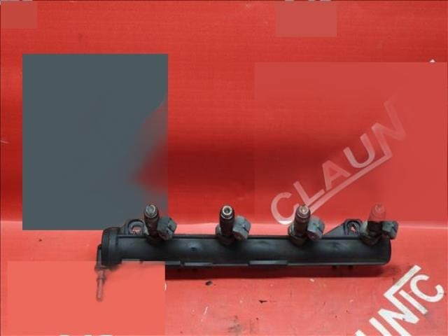 bontott RENAULT CLIO II Porlasztó Sor / Híd