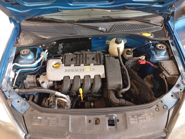 bontott RENAULT CLIO II Porlasztó Sor / Híd