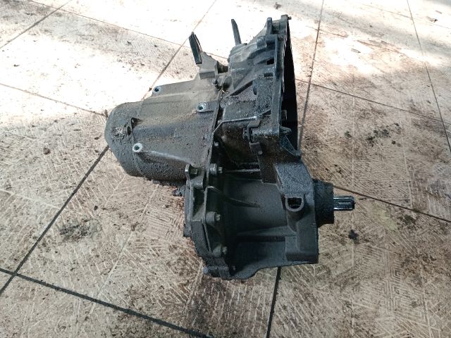 bontott RENAULT CLIO II Váltó (Mechanikus)