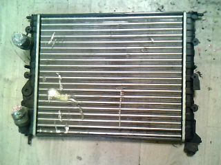 bontott RENAULT CLIO II Vízhűtő Radiátor (Nem klímás)
