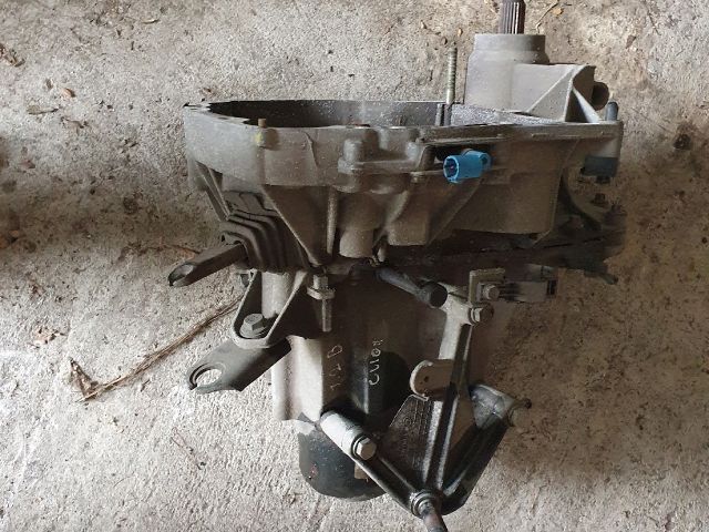 bontott RENAULT CLIO II Váltó (Mechanikus)