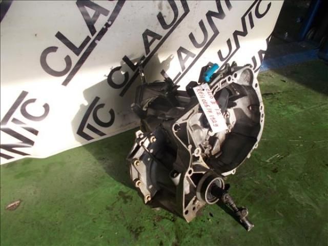 bontott RENAULT CLIO II Váltó (Mechanikus)