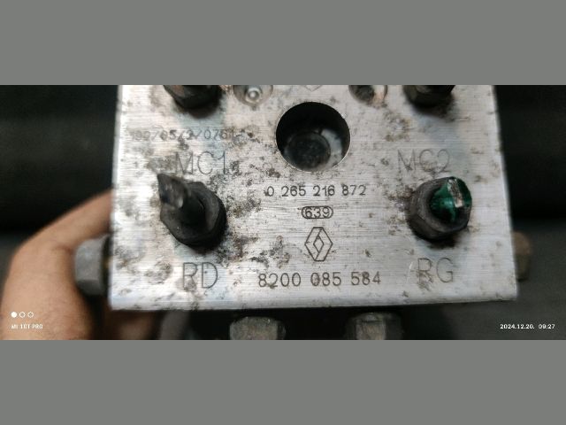 bontott RENAULT CLIO II ABS Kocka