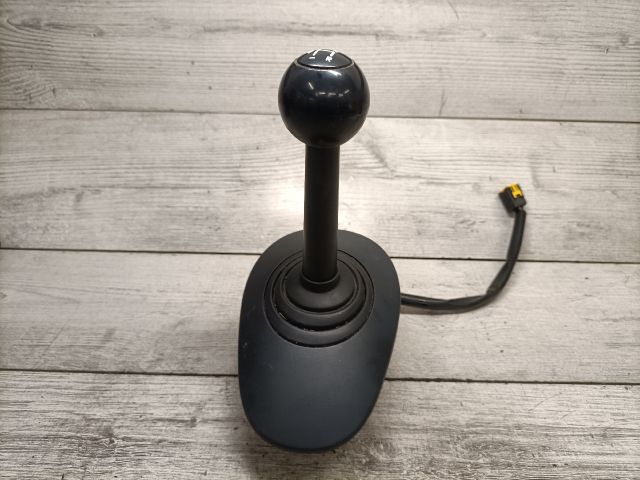 bontott RENAULT CLIO II Automata Váltókar