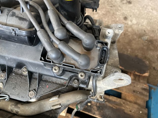 bontott RENAULT CLIO II ABS Kocka