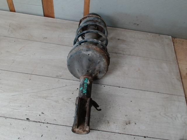 bontott RENAULT CLIO II Bal első Gólyaláb (Lengécsillapító, Rugó)