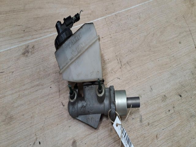 bontott RENAULT CLIO II Főfékhenger