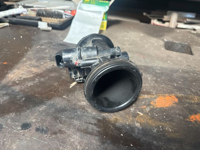 bontott RENAULT CLIO II Fojtószelep (Mechanikus)