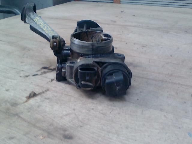 bontott RENAULT CLIO II Fojtószelep (Mechanikus)