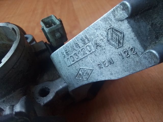 bontott RENAULT CLIO II Fojtószelep (Mechanikus)