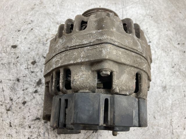 bontott RENAULT CLIO II Generátor