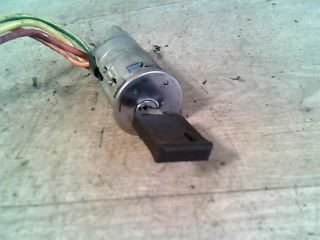 bontott RENAULT CLIO II Gyújtáskapcsoló Házzal