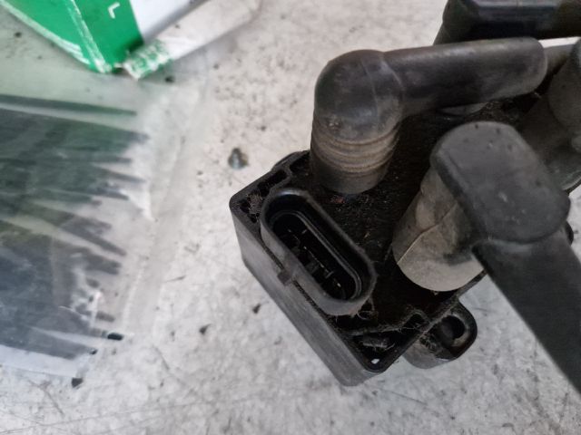 bontott RENAULT CLIO II Gyújtótrafó Szett