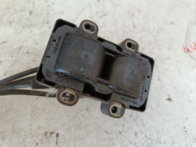 bontott RENAULT CLIO II Gyújtótrafó Szett