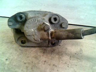 bontott RENAULT CLIO II Jobb első Féknyereg Munkahengerrel