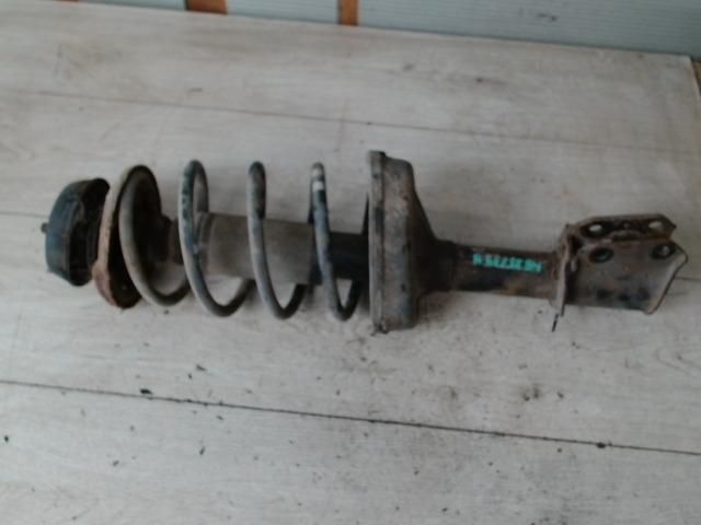 bontott RENAULT CLIO II Jobb első Gólyaláb (Lengécsillapító, Rugó)