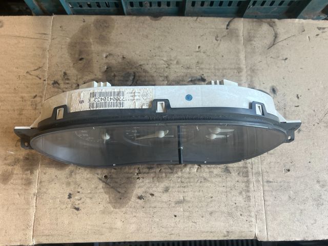 bontott RENAULT CLIO II Kilométeróra