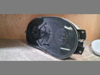 bontott RENAULT CLIO II Kilométeróra