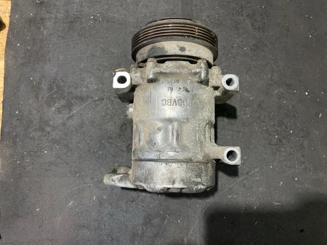 bontott RENAULT CLIO II Klímakompresszor